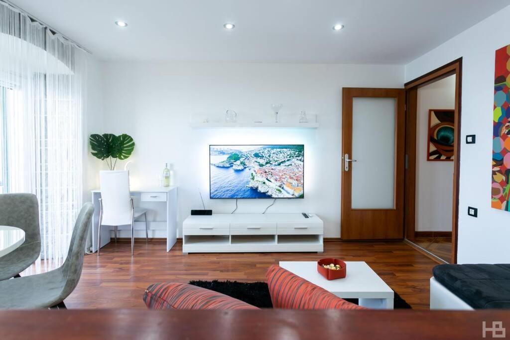 Apartment Glavanovo Beach Rijeka Exteriör bild