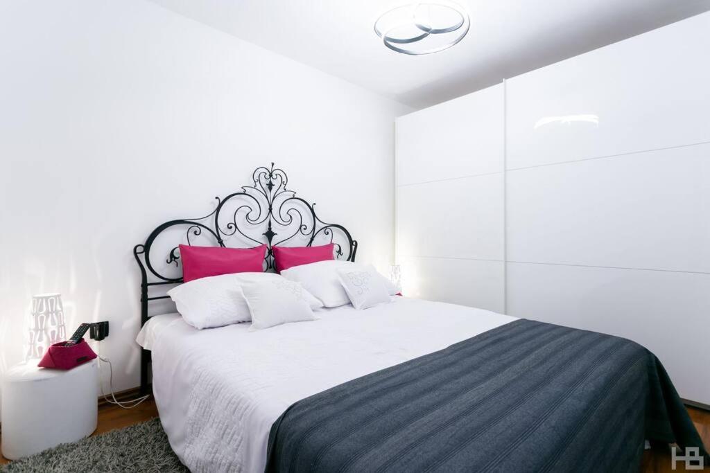 Apartment Glavanovo Beach Rijeka Exteriör bild